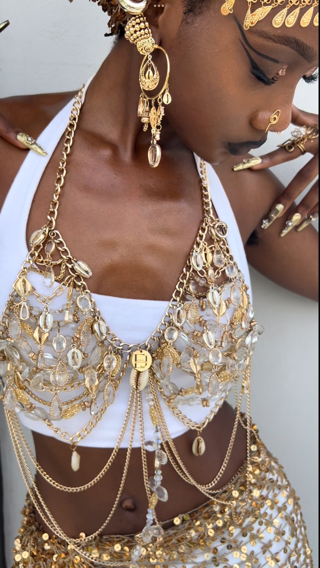 Nubian cowrie drip