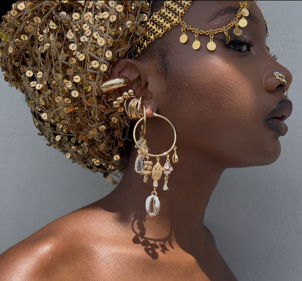 There she glows again earrings