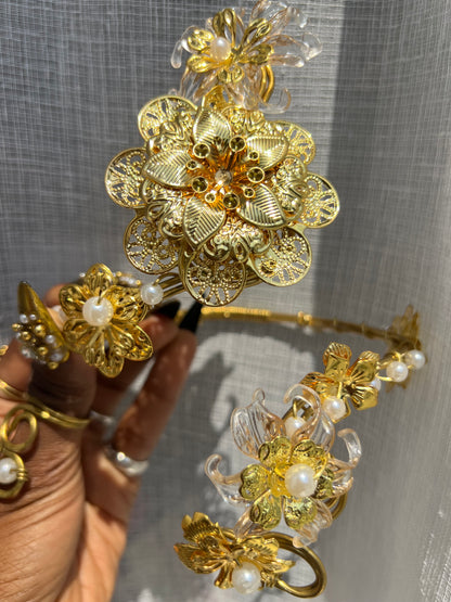 Pretty Golden blossom